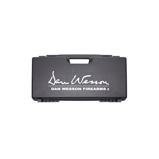 Dan Wesson platik kuffert (23 x 46 cm).